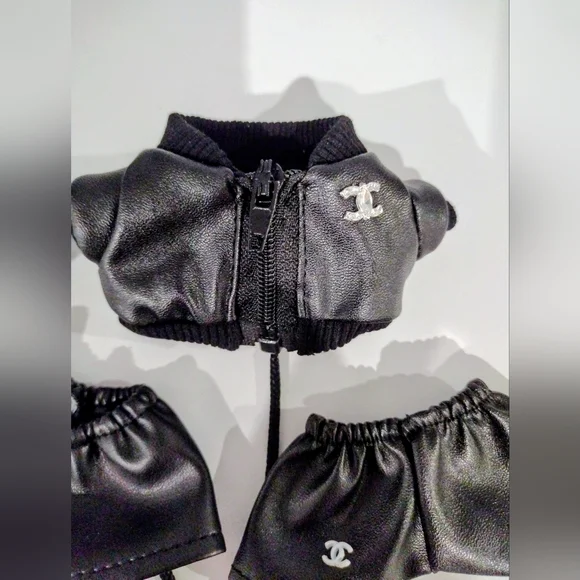 Labubu Stylish Faux Black Leather Outfit With Hat - Picture 2 of 6